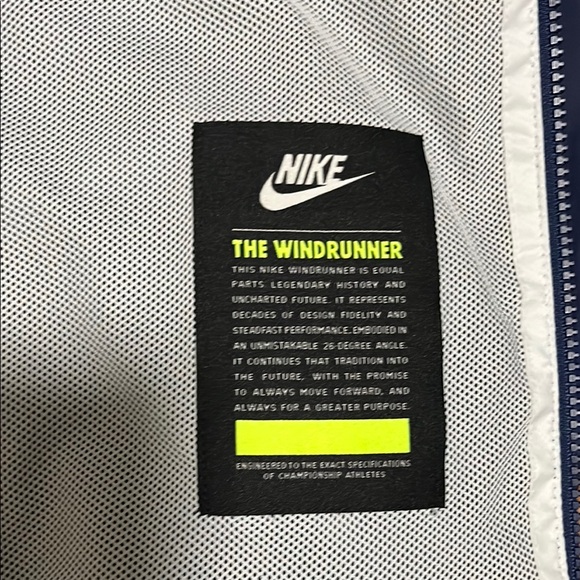 Nike Blue and White Windbreaker Jacket with Hood - Picture 6 of 9